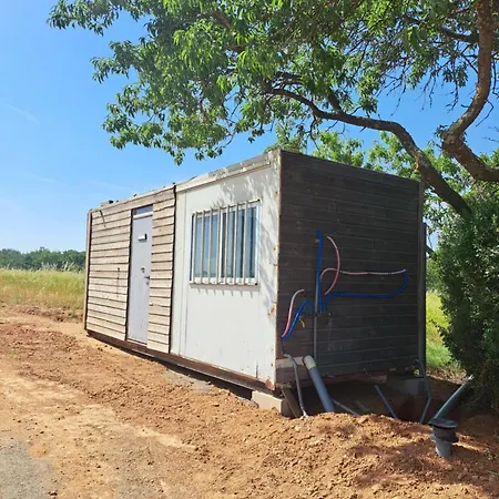 Roulotte Ferme Bio Campagne 66 Campsite