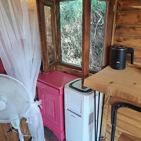 Tiny House Roulotte Pleine Campagne Dans Ferme Biologique Campsite Thuir