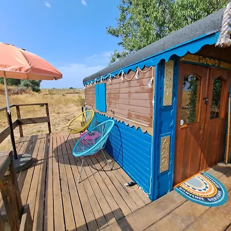 Campsite Tiny House Roulotte Pleine Campagne Dans Ferme Biologique *