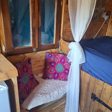 Tiny House Roulotte Pleine Campagne Dans Ferme Biologique *